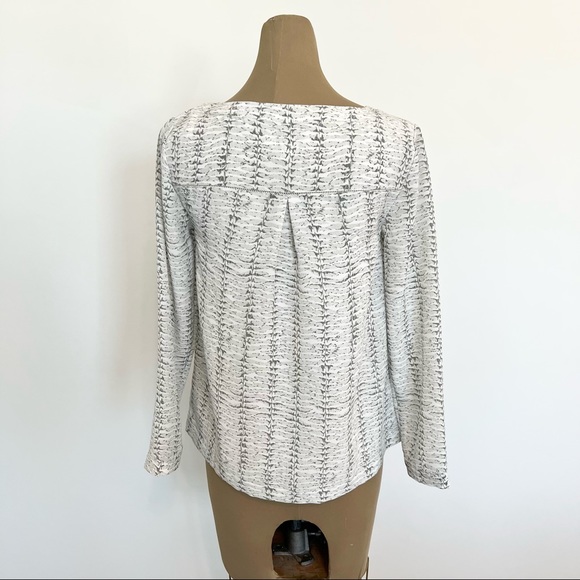 {Vineyard Vines} Snake Print Blouse - Picture 4 of 6